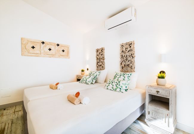 Apartment Carvoeiro By The Sea 3 (Carvoeiro) Apartment Carvoeiro By The Sea 3 (Carvoeiro)