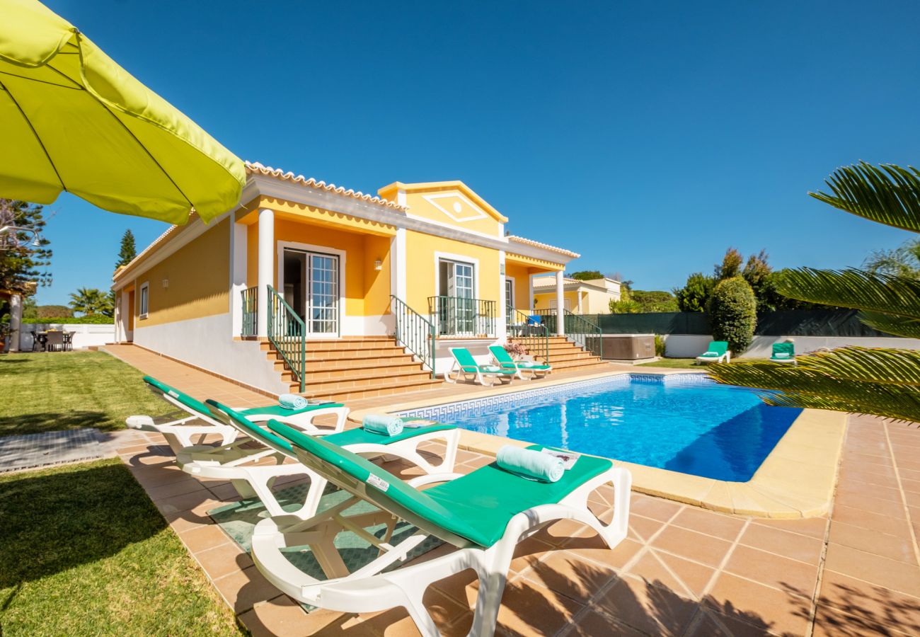 Villa in Albufeira - Villa Alegria