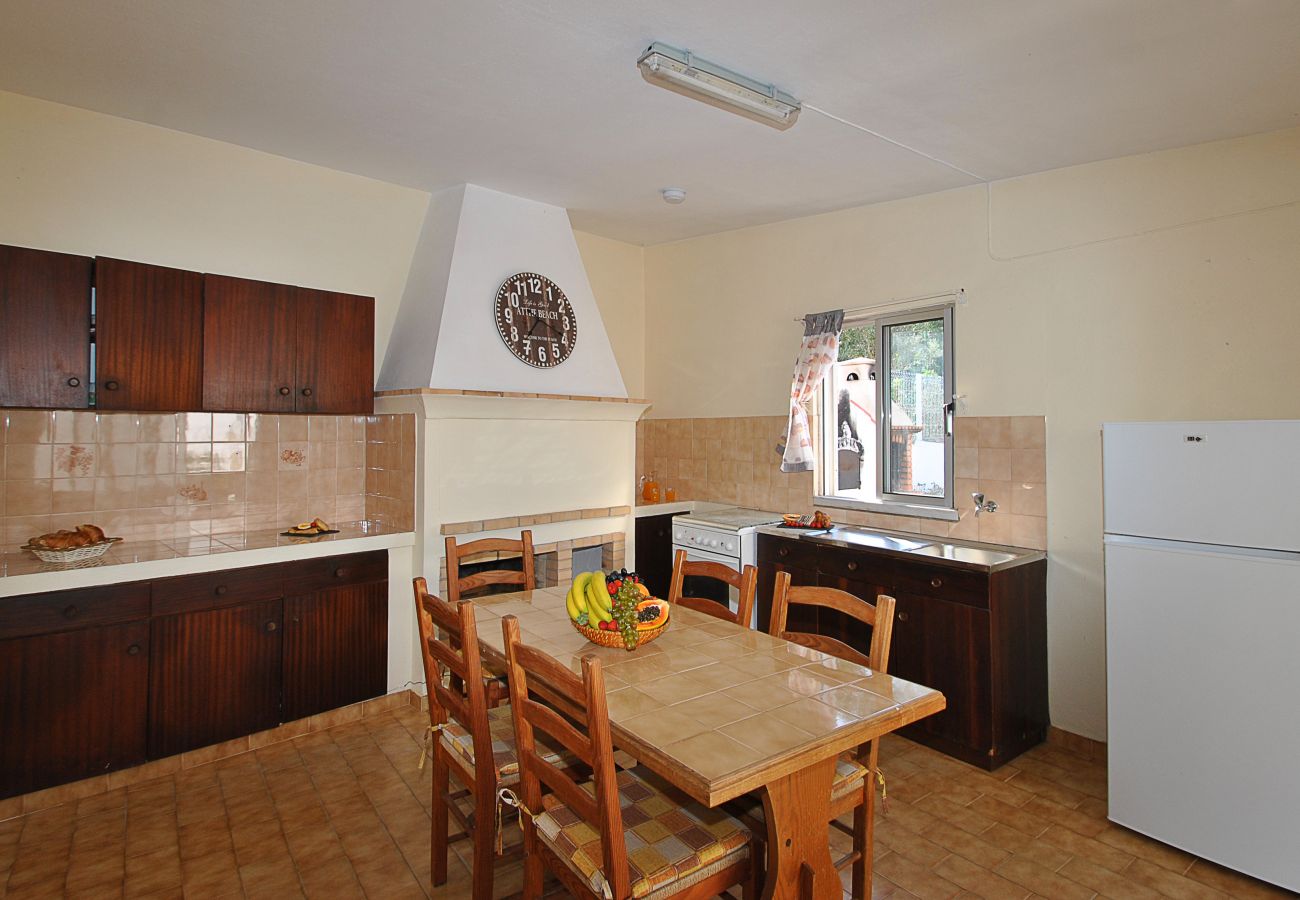 Villa in Ferreiras - Villa Guerreiro