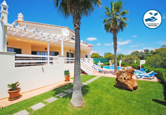 Villa/Dettached house in Armação de Pêra - Villa Oliveira