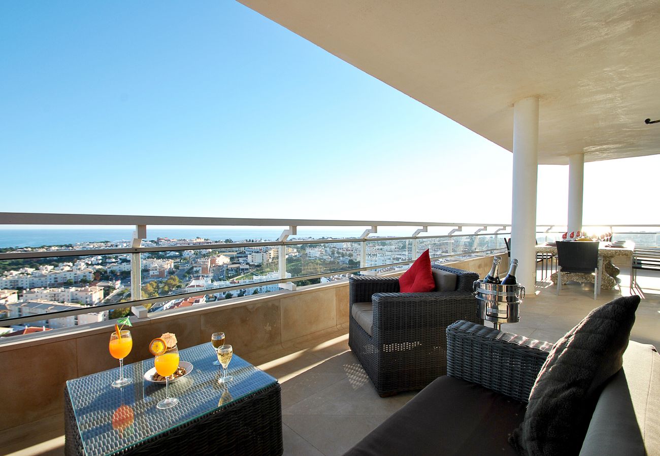 Apartment in Albufeira - Penthouse Miami