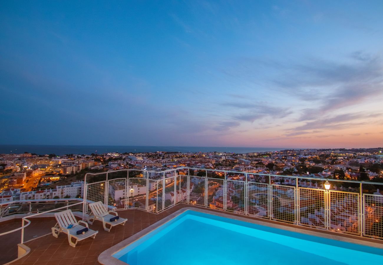 Apartment in Albufeira - Penthouse Miami