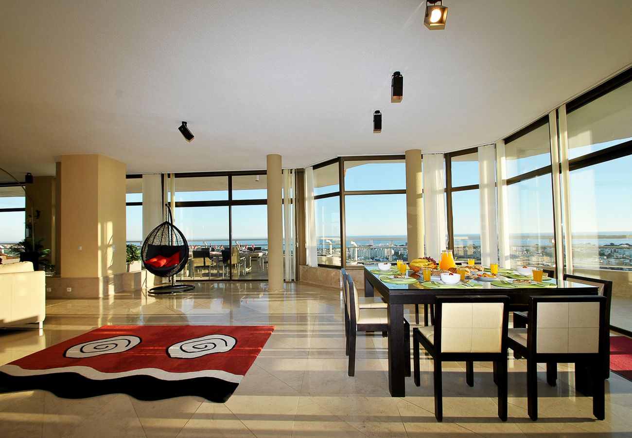 Apartment in Albufeira - Penthouse Miami
