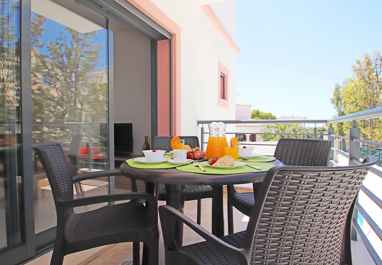 Apartment in Albufeira - Apartment Caracas 1