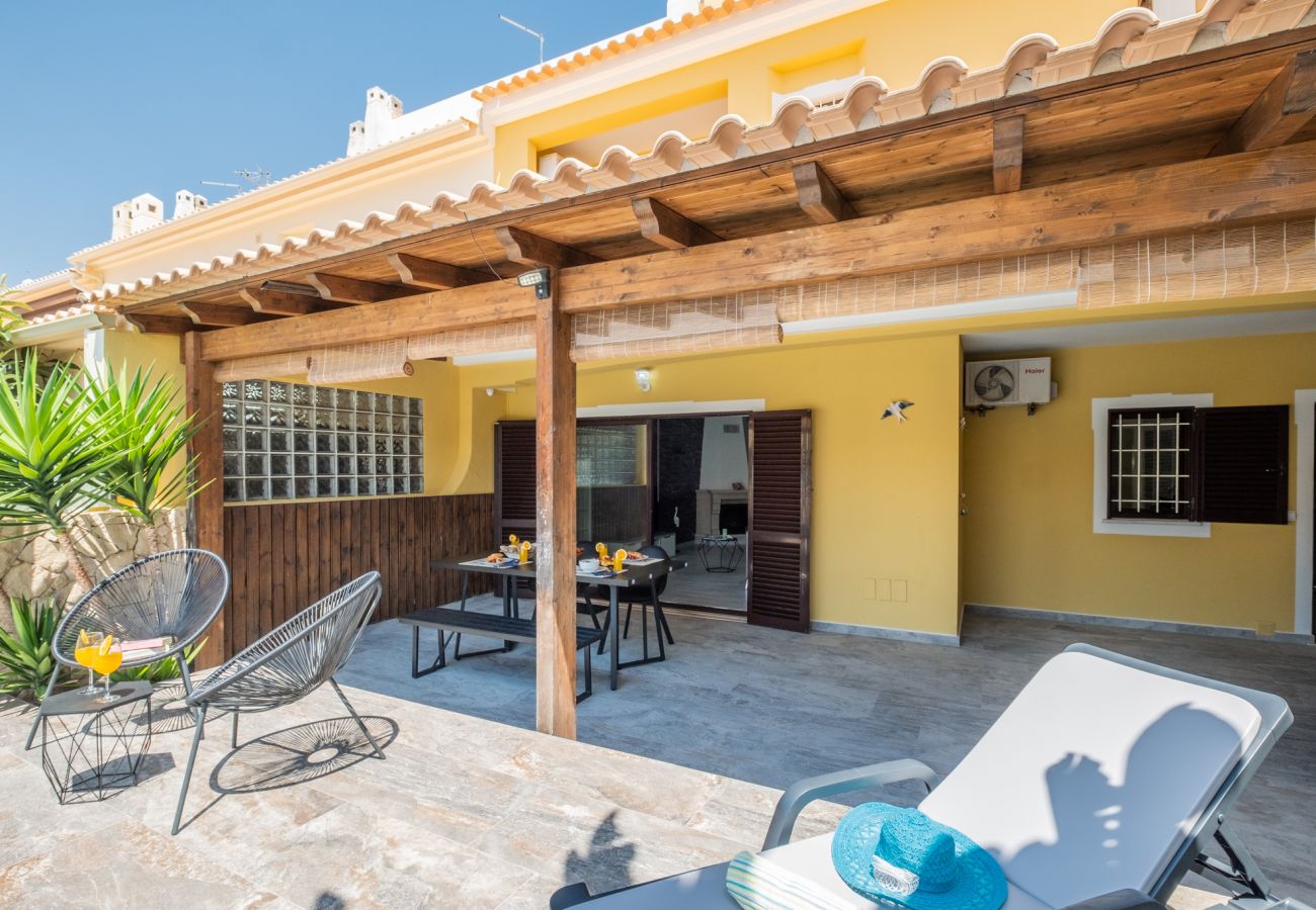 Villa in Albufeira - Villa Val Hala