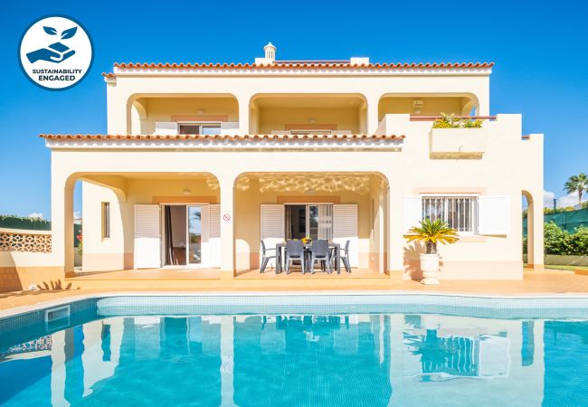 Villa/Dettached house in Albufeira - Villa Canguu