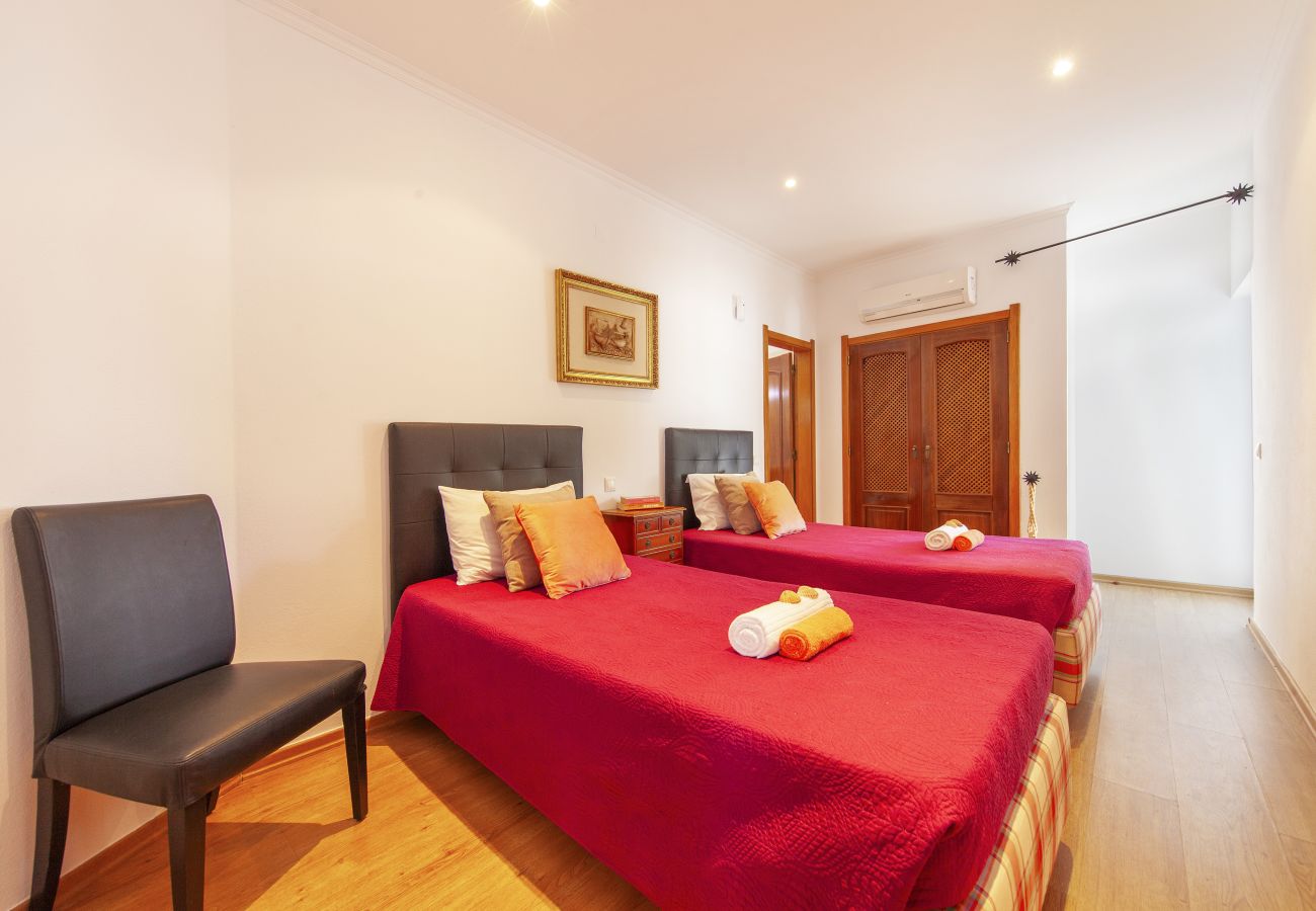 Villa in Albufeira - Villa Las Palmas