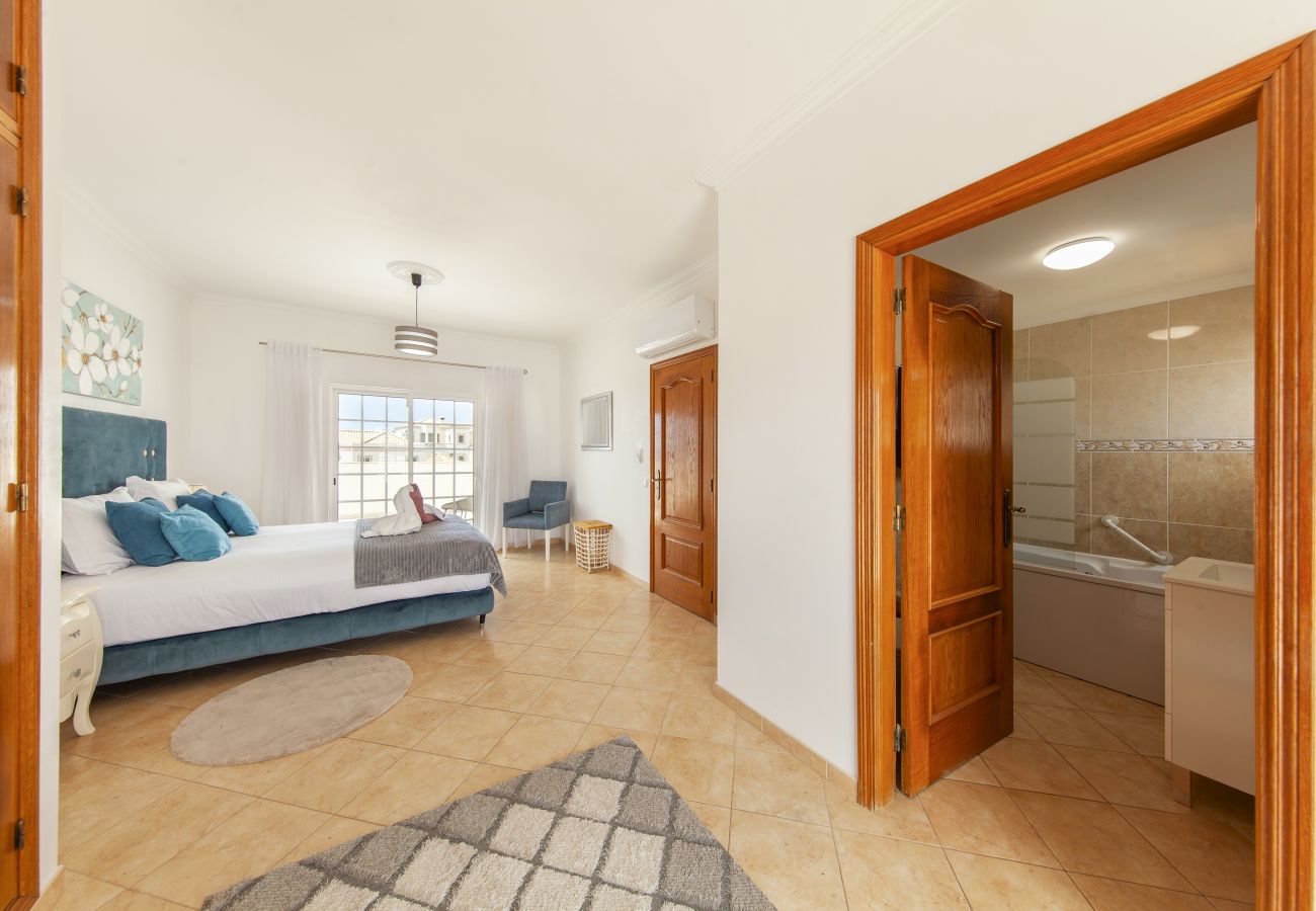 Villa in Albufeira - Villa Eden