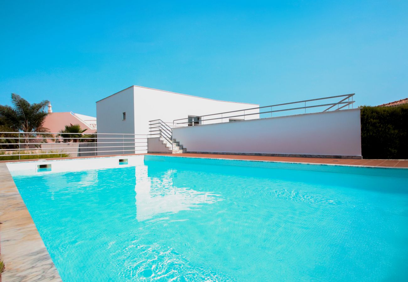 Villa in Armação de Pêra - Villa Santa Rosa
