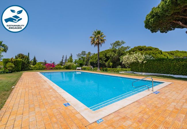 Villa/Dettached house in Quarteira - Villa Vivara